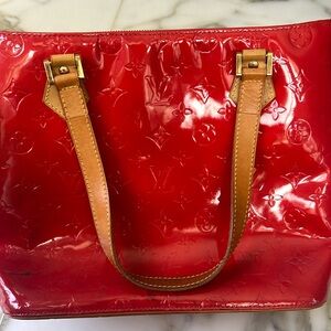 Louis Vitton red purse in amazing condition!